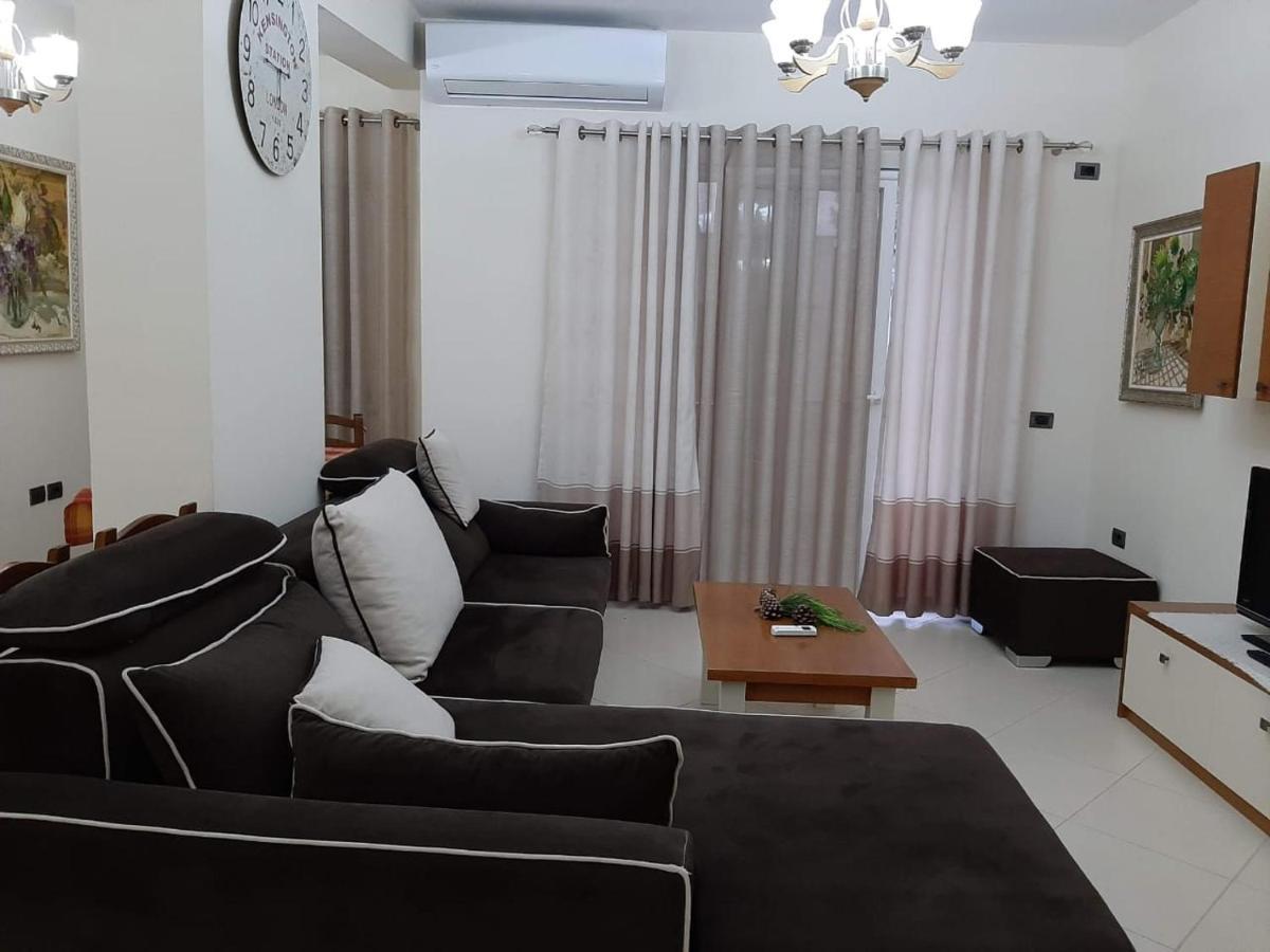 Milka Apartment Golem  Dış mekan fotoğraf
