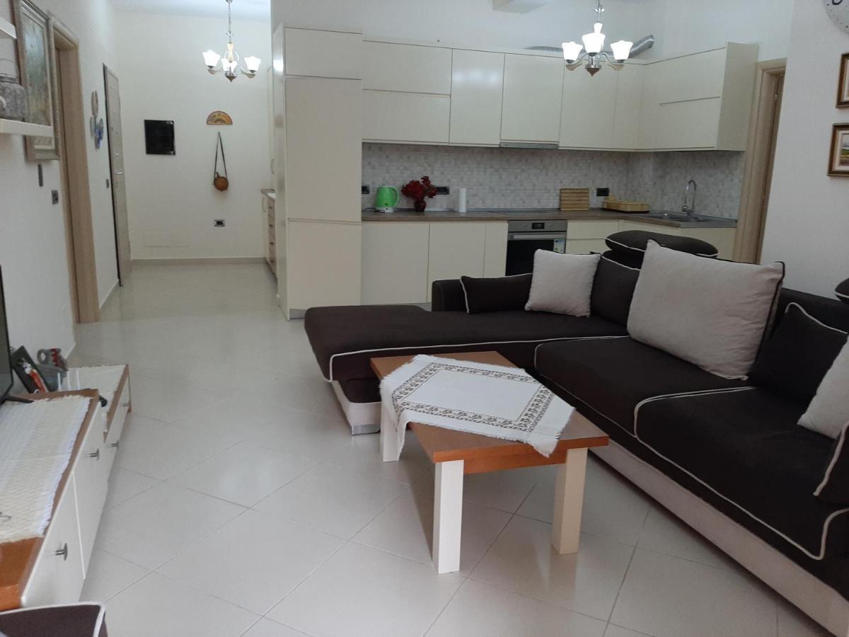 Milka Apartment Golem  Dış mekan fotoğraf